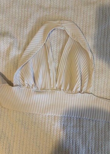 Beyaz boyundan askılı büstiyer - Görsel 3