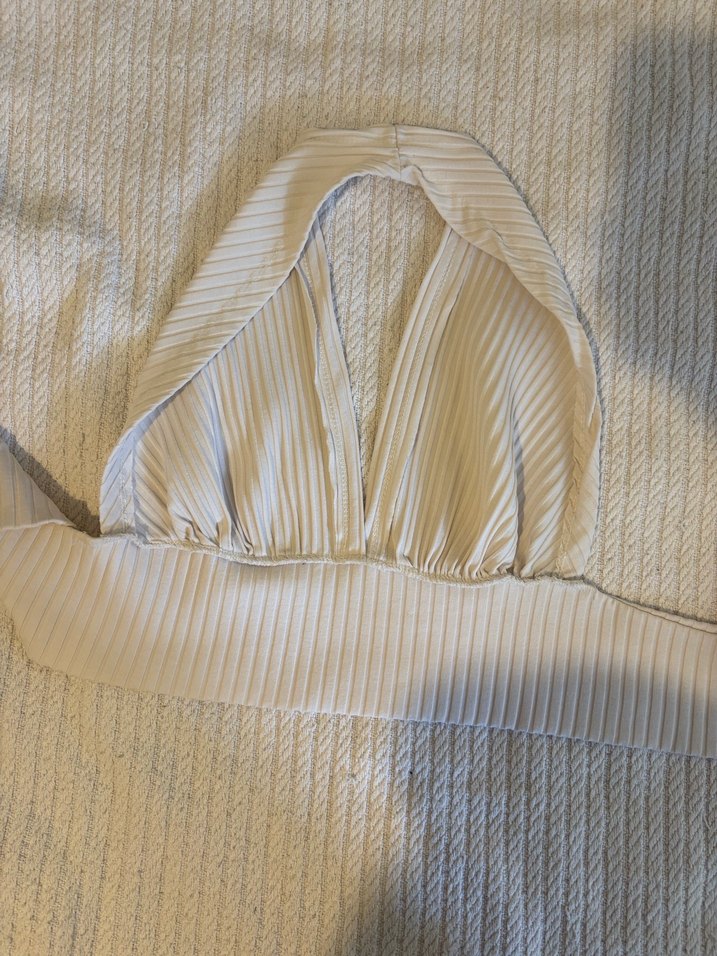 Beyaz boyundan askılı büstiyer - Görsel 3