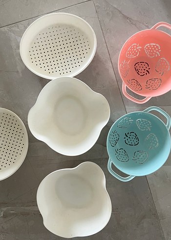 Beden Pastel Renkli Plastik Süzgeç Seti