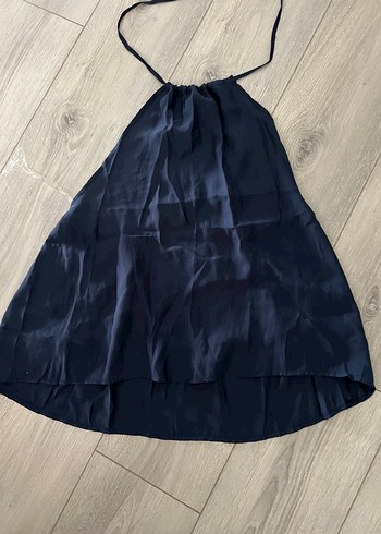 Boyundan bağlamalı, sırt dekolteli bluz - Görsel 2