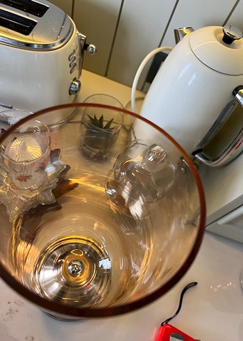 Kapalı cam ve metal karışımlı, dekor ve kullanılabilir vazo. - Görsel 8