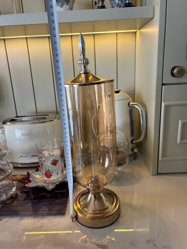 Kapalı cam ve metal karışımlı, dekor ve kullanılabilir vazo. - Görsel 5