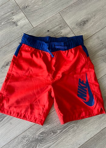 9-10 yaş,Nike Kırmızı Erkek Çocuk Deniz Şortu - Görsel 4