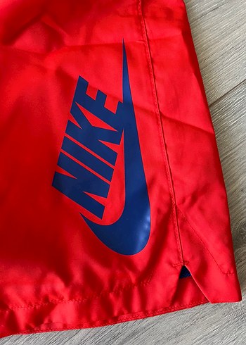 9-10 yaş,Nike Kırmızı Erkek Çocuk Deniz Şortu - Görsel 3