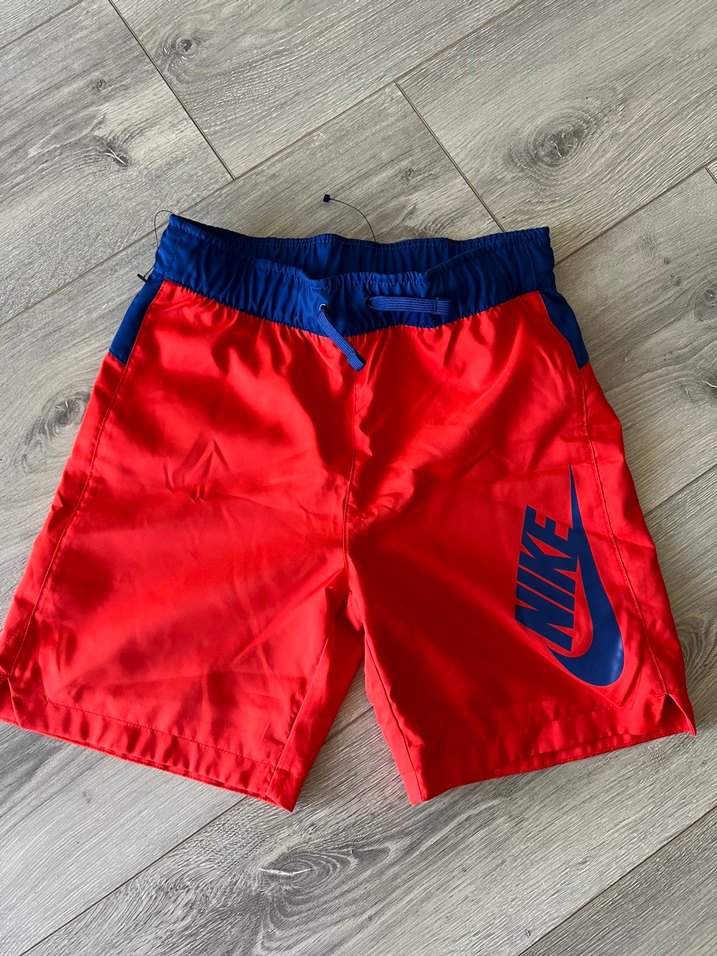 9-10 yaş,Nike Kırmızı Erkek Çocuk Deniz Şortu - Görsel 4