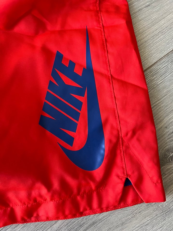 9-10 yaş,Nike Kırmızı Erkek Çocuk Deniz Şortu - Görsel 3