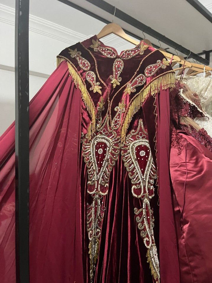 Bordo Nakışlı Uzun Kadın Kına Elbisesi - Görsel 2