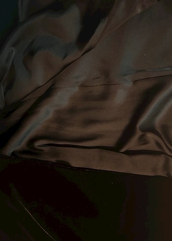 Zara Siyah Kadife Pelerin - Görsel 3