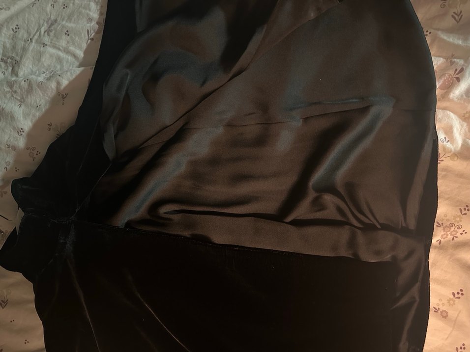 Zara Siyah Kadife Pelerin - Görsel 3