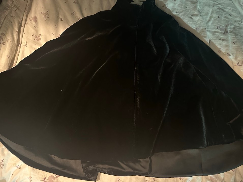 Zara Siyah Kadife Pelerin - Görsel 2