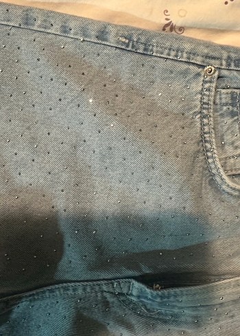 Stradivarius Parıltılı/Taşlı Kot Şort D75 - Görsel 3