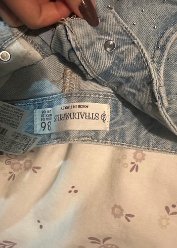 Stradivarius Parıltılı/Taşlı Kot Şort D75 - Görsel 4