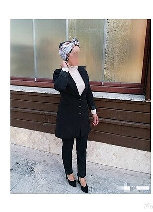 Siyah takım elbise bayan