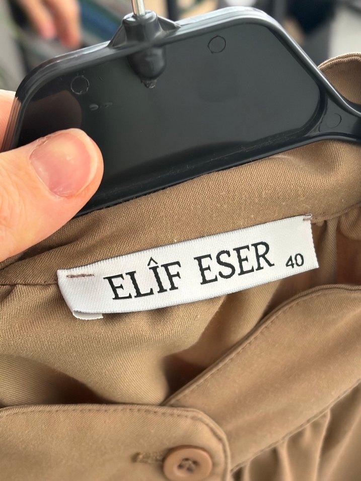 Bej Düğmeli Uzun Kollu Kadın Gömlek - Görsel 3