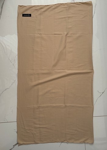 Kare eşarp - Görsel 2