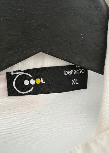 Düğmeli Kısa Kollu Kadın Gömlek - Görsel 2