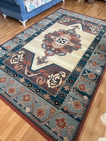 Diğer 2 adet salon halısı 6 metre kare