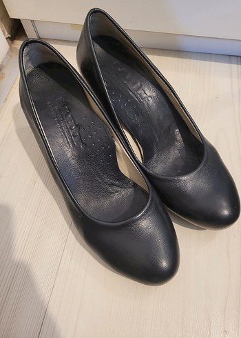 Deri Topuklu Ayakkabı - Görsel 3