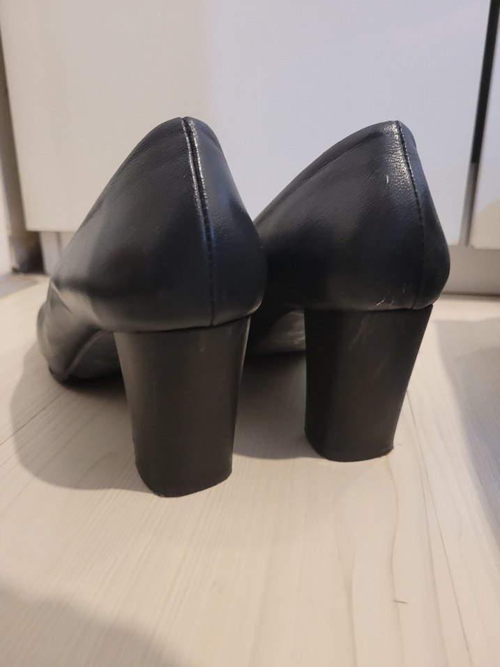 Deri Topuklu Ayakkabı - Görsel 4