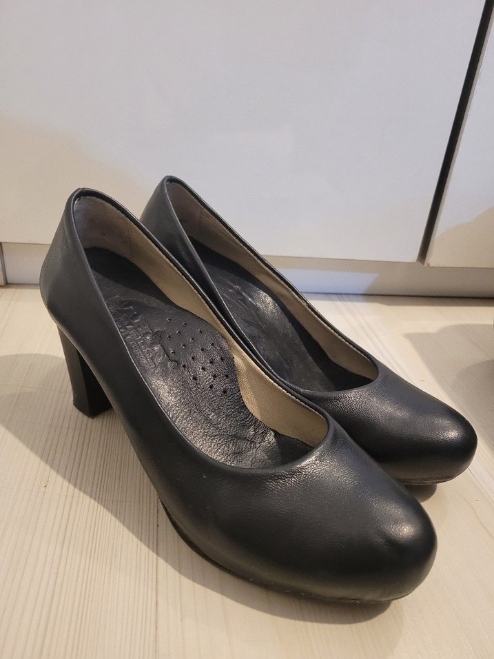 Deri Topuklu Ayakkabı - Görsel 2