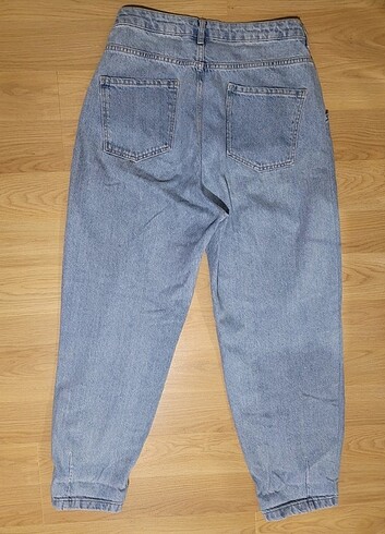 42 Beden Zara Slouchy Balloon Jean