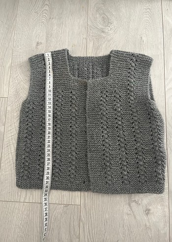 Kız Çocuk Gri Örgü Kolsuz Yelek - Görsel 2
