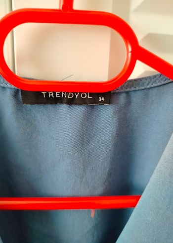 Trendyol & Milla Mavi V Yakalı Bluz