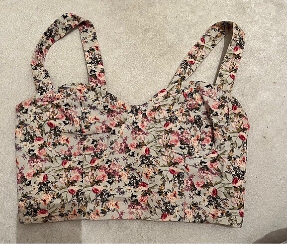 Pull and bear crop büstiyer