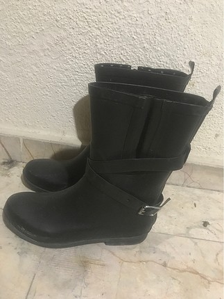 Yağmurluk çizme
