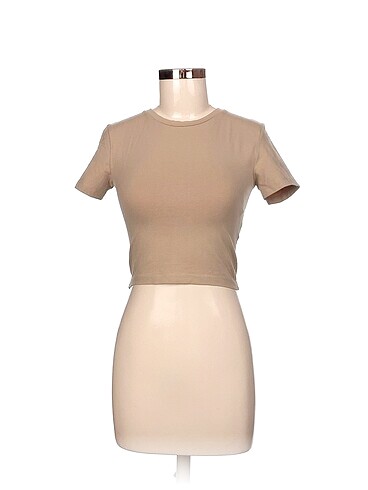 Zara T-shirt %70 İndirimli.