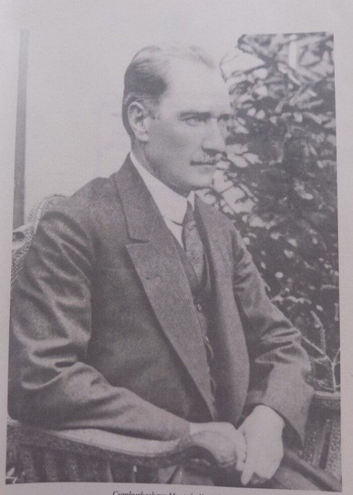 ATATÜRK  NUTUK gençler icin fotoğraflarla - Görsel 2