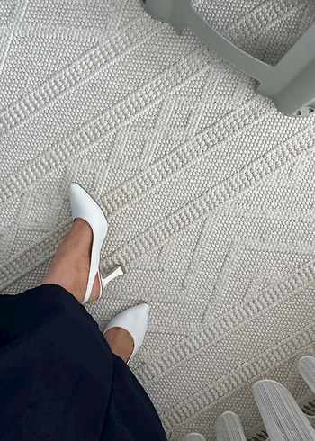 Kadın Beyaz Stiletto Topuklu - Görsel 3