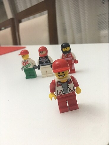 Beden Renk LEGO LİSANSLI FİGÜR