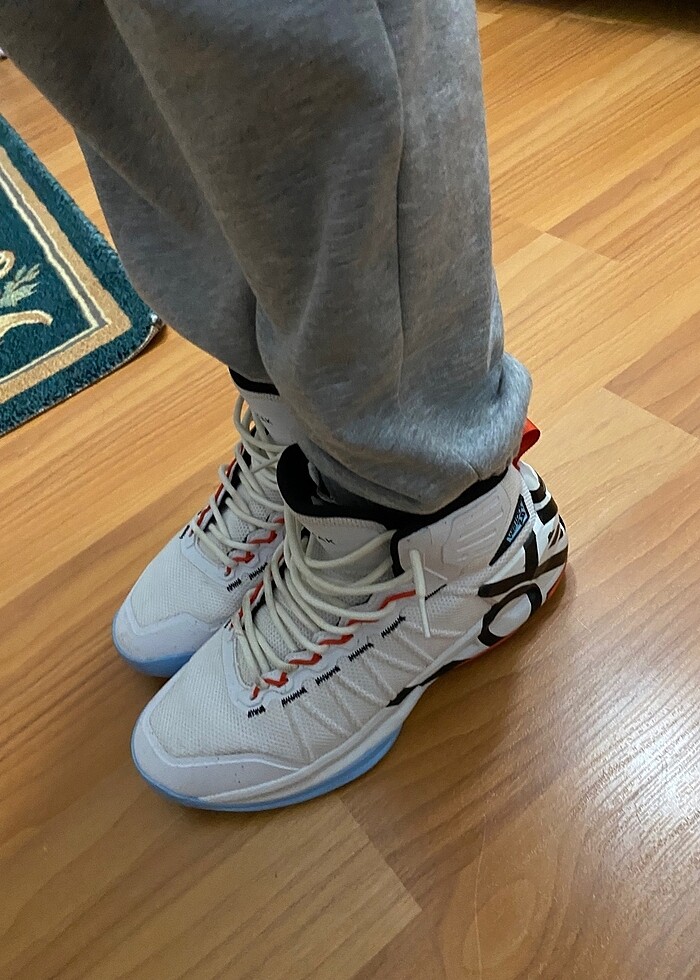 Basketbol ayakkabısı - Görsel 2