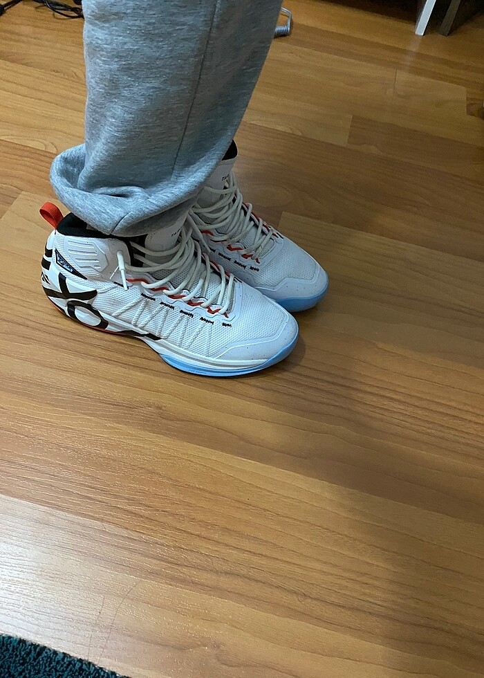 Basketbol ayakkabısı - Görsel 3