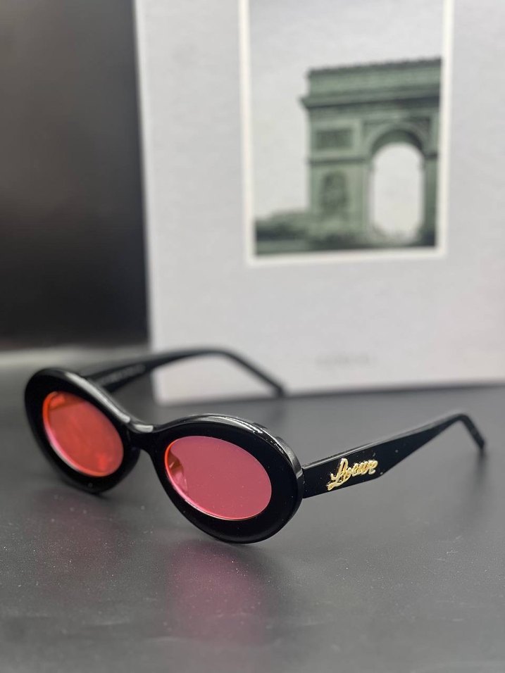 Beyaz Minimalist Kadın Güneş Gözlüğü - Görsel 5