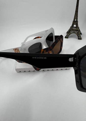 Beyaz Modern Klasik Kadın Güneş Gözlüğü - Görsel 3