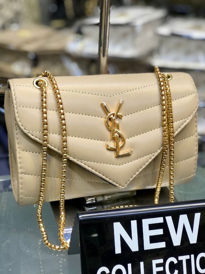 Altın Zincir Detaylı Siyah Deri Kadın Çanta - Görsel 3