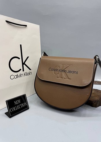 Calvin Klein Turuncu Deri Bel Detaylı Çapraz Çanta - Görsel 6