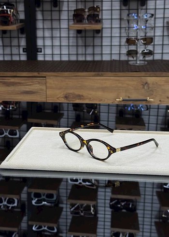 Kadın Modern Klasik Güneş Gözlüğü - Görsel 5