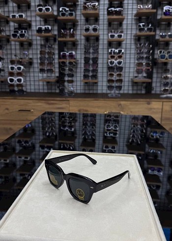 Ray-Ban Siyah Kadın Güneş Gözlüğü - Görsel 2