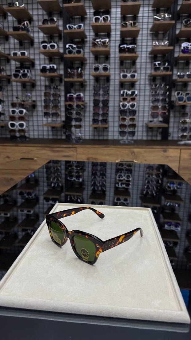 Ray-Ban Siyah Kadın Güneş Gözlüğü - Görsel 3