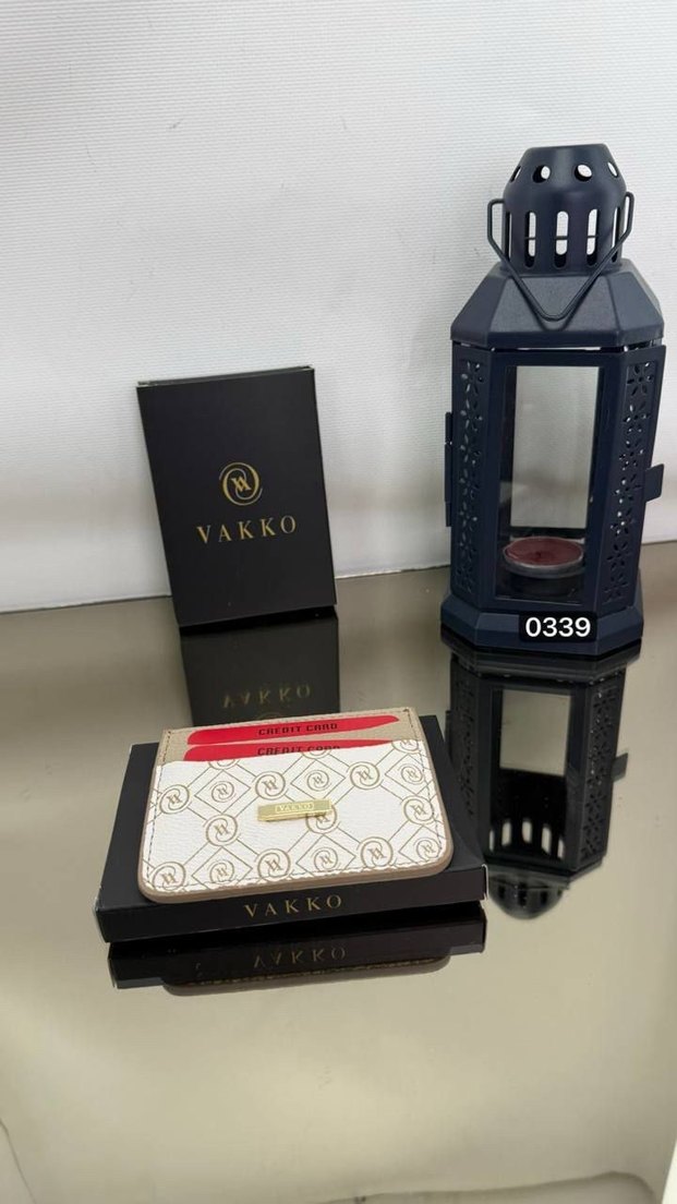 Vakko Siyah Deri Püsküllü Kadın Cüzdanı - Görsel 2