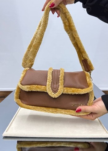 Beyaz Kürklü Kadın El Çantası - Görsel 2