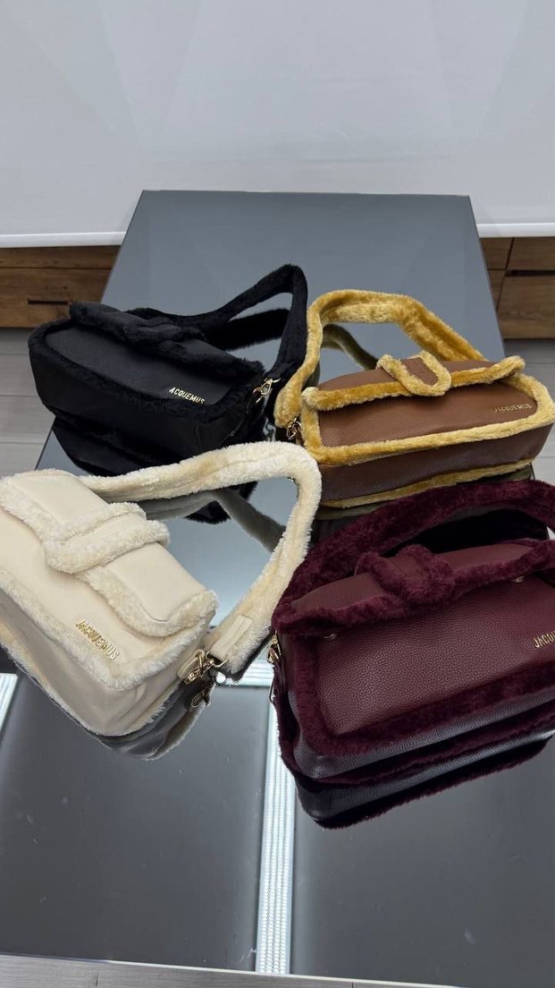 Beyaz Kürklü Kadın El Çantası - Görsel 4