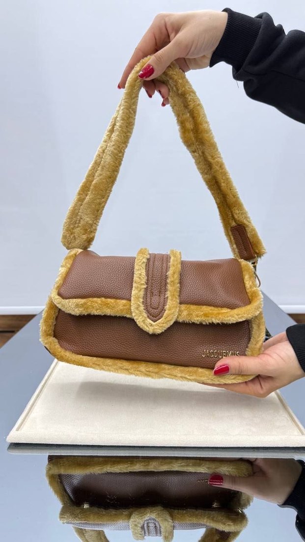 Beyaz Kürklü Kadın El Çantası - Görsel 2