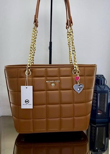 Michael Kors Zincir Detaylı Siyah Deri Çanta - Görsel 3