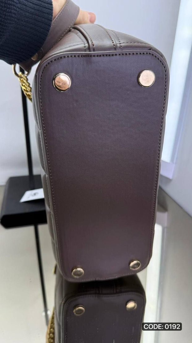 Michael Kors Zincir Detaylı Siyah Deri Çanta - Görsel 5