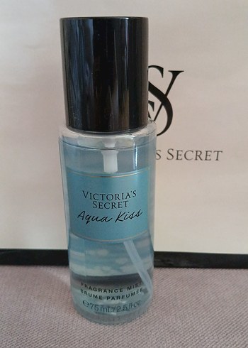 Victoria's Secret Aqua Kiss Vücut Spreyi