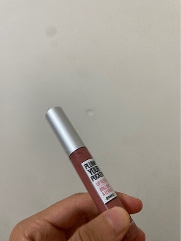 The Balm The balm lip glos